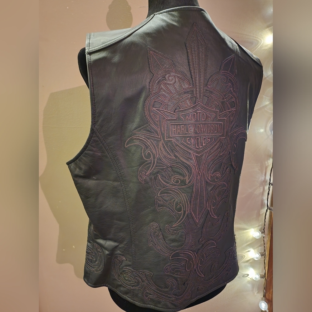 NEW! Harley Davidson women's vest
